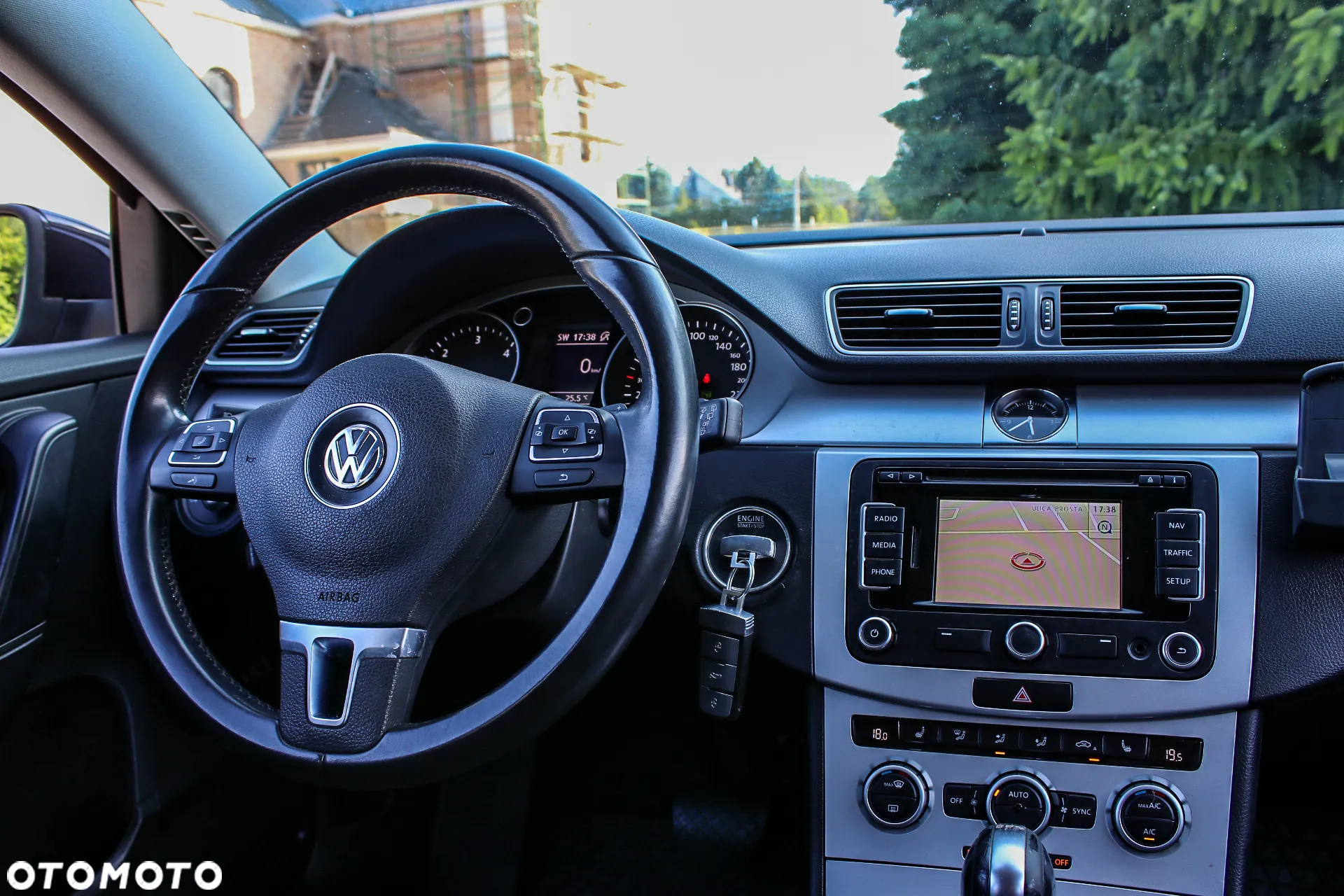 Volkswagen Passat 2.0 TDI Highline DSG - 22