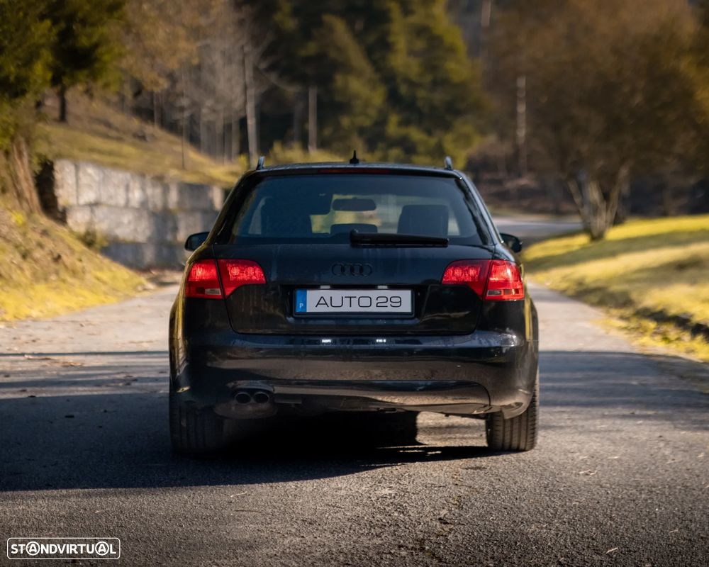Audi A4 Avant 2.0 TDi S-line - 3