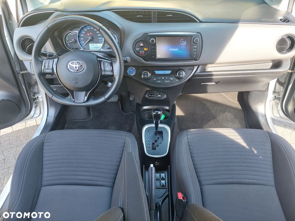 Toyota Yaris - 11