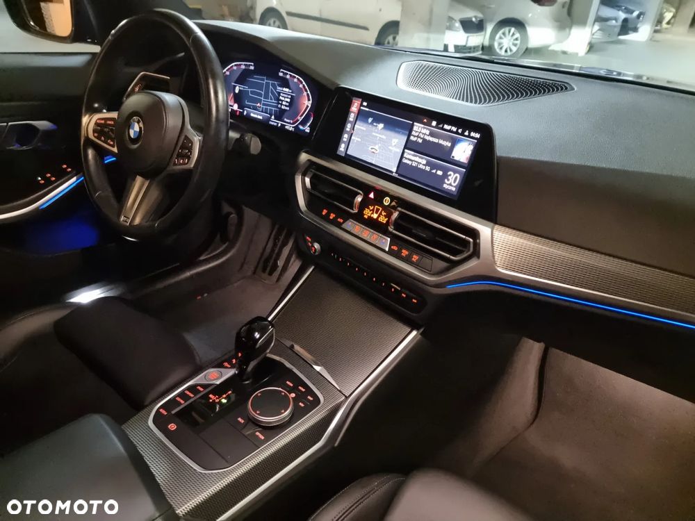 BMW Seria 3 320i M Sport sport - 28