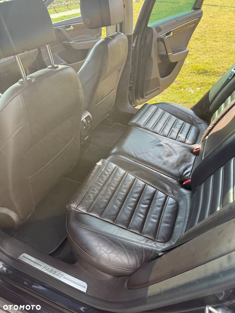 Volkswagen Passat 2.0 TDI Highline DSG - 12