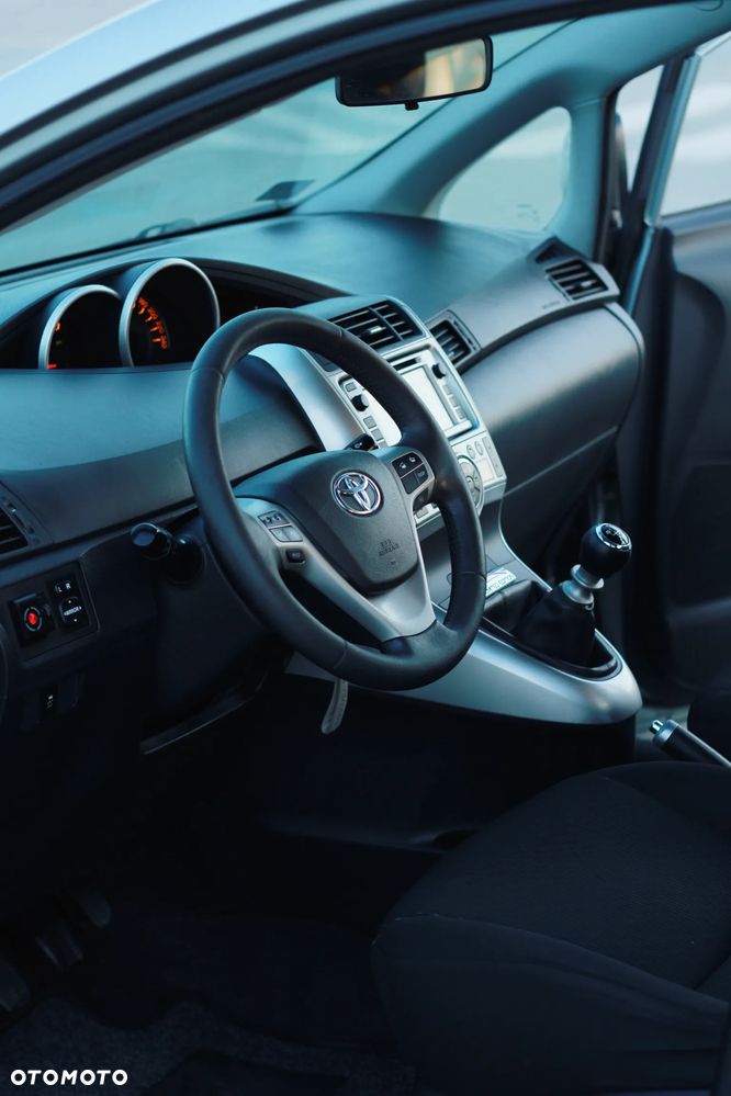 Toyota Verso 1.6 Sol EU5 7os - 24