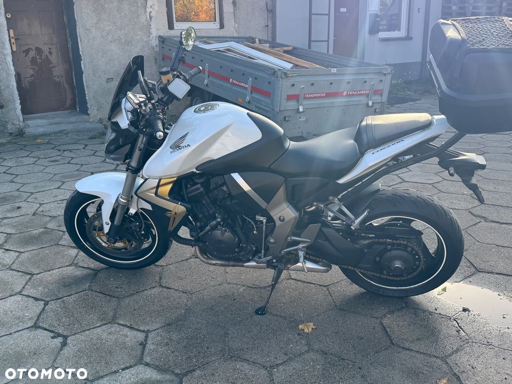Honda CB - 10