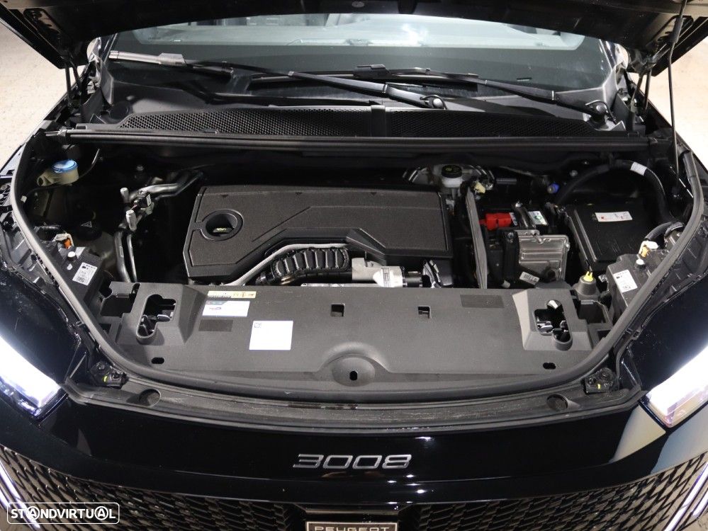 Peugeot 3008 1.2 Hybrid Allure e-DCS6 - 32