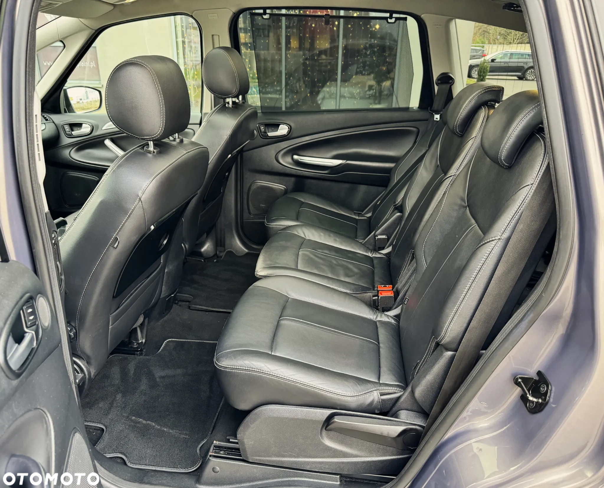 Ford S-Max 2.0 EcoBoost Titanium - 31