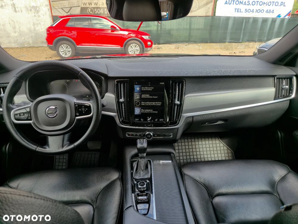 Volvo S90 D4 SCR Momentum - 17