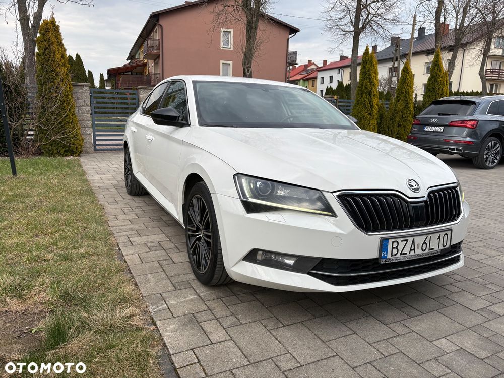 Skoda Superb 2.0 TDI Ambition DSG - 2