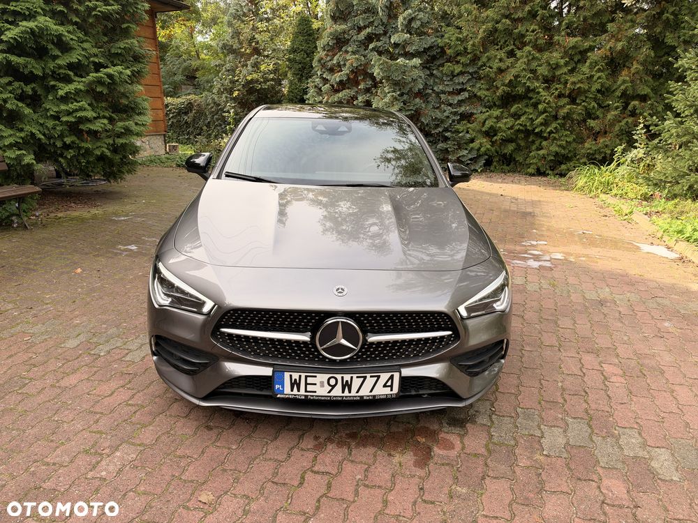 Mercedes-Benz CLA 200 AMG Line 7G-DCT - 3