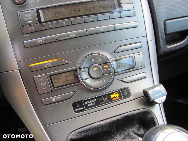 Toyota Auris 2.0 D-4D Prestige - 22