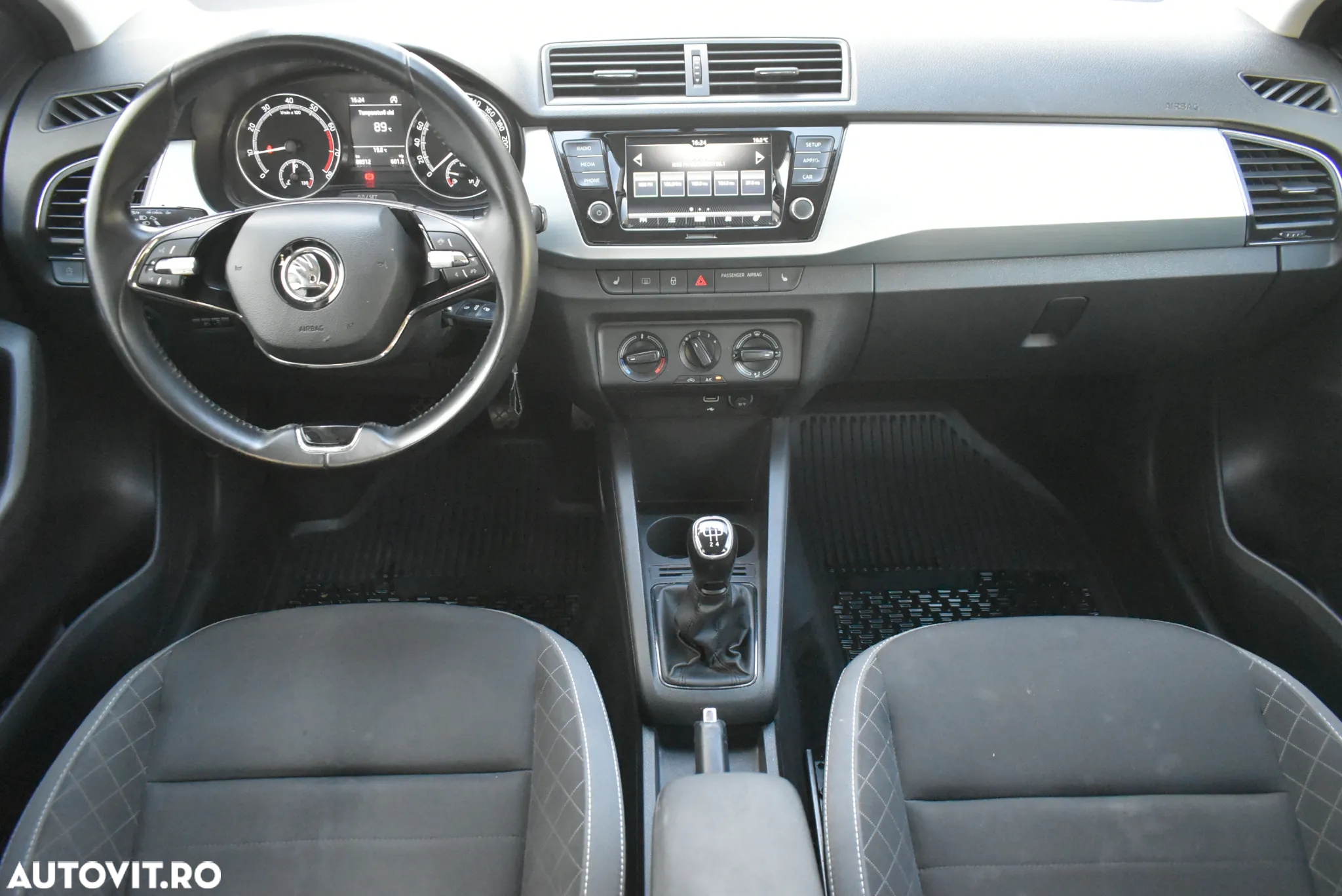 Skoda Fabia - 15