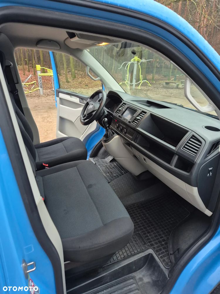 Volkswagen Transporter T6 - 24