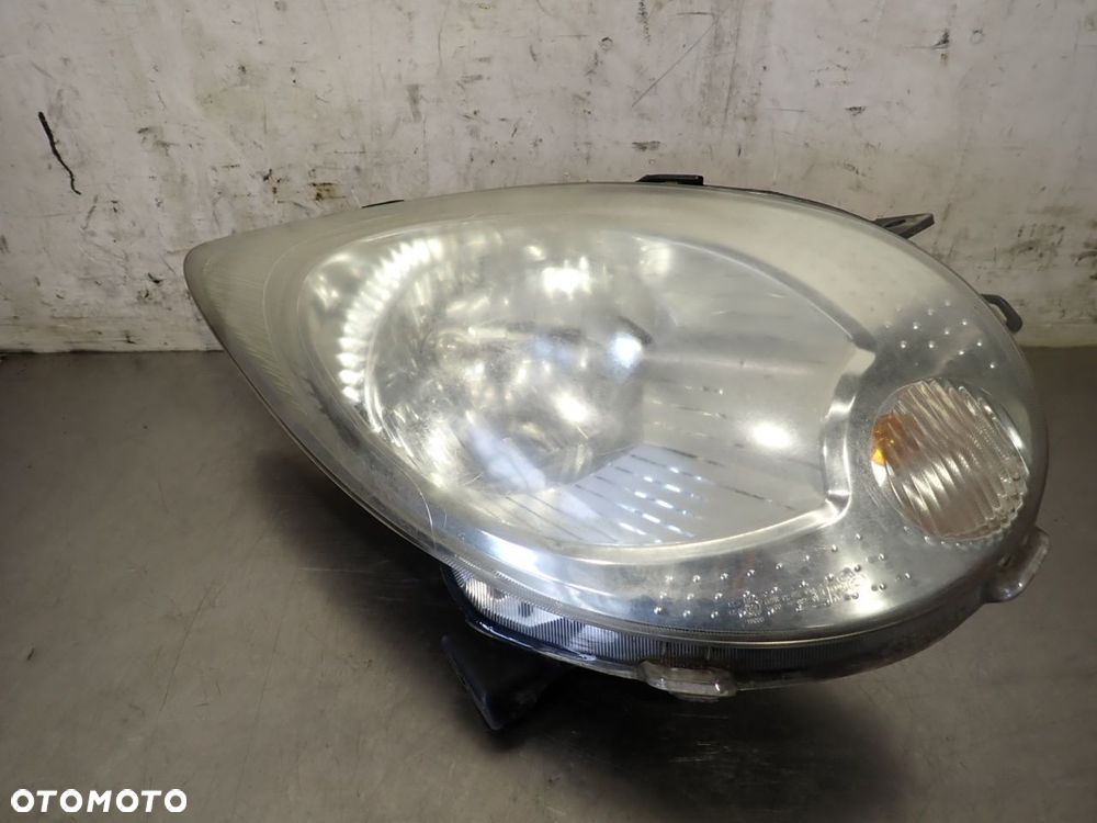 LAMPA PRZÓD PRAWA REFLEKTOR PRAWY JAC J2 1.0 - 1