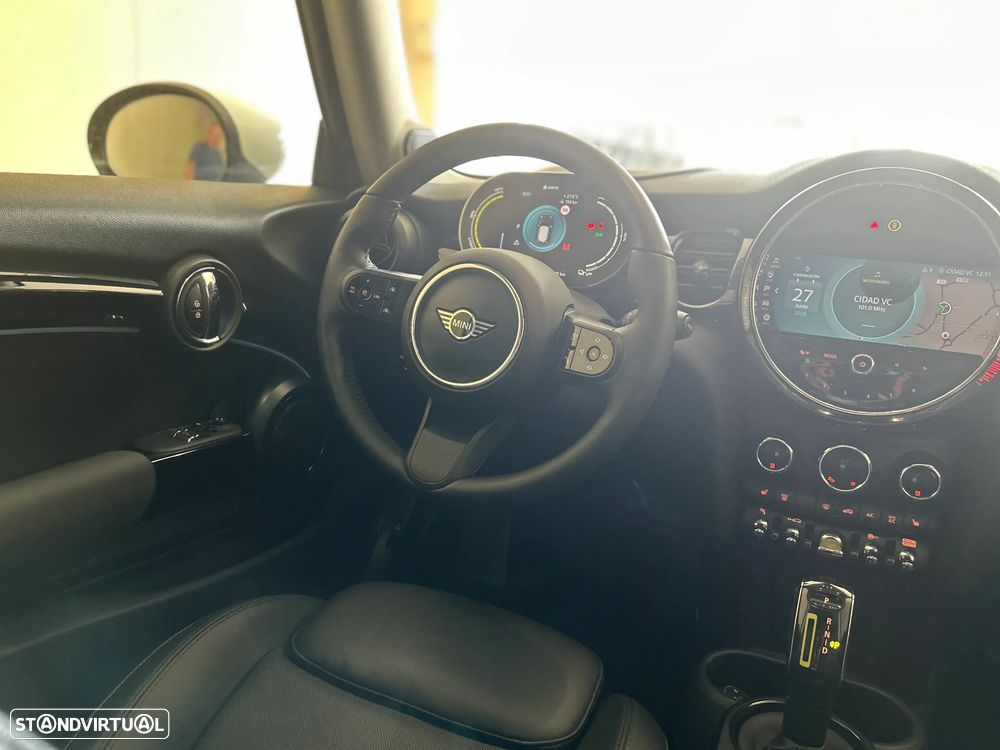 MINI 3 Portas Cooper SE S - 13