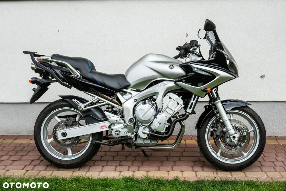 Yamaha FZ - 3