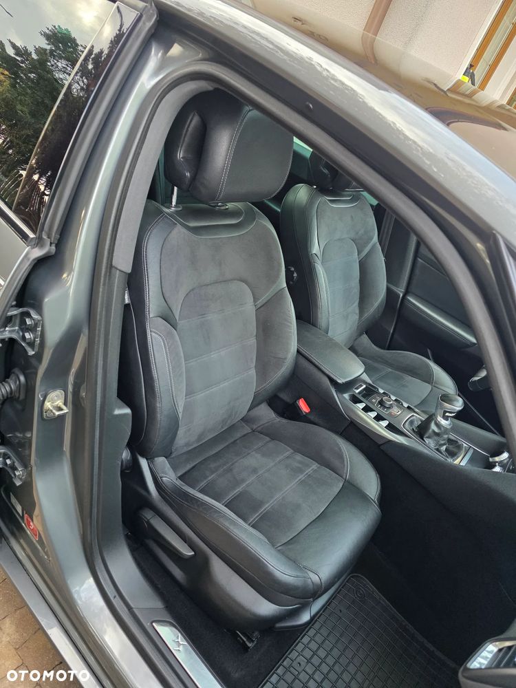 Citroën DS5 HDi 165 SportChic - 37