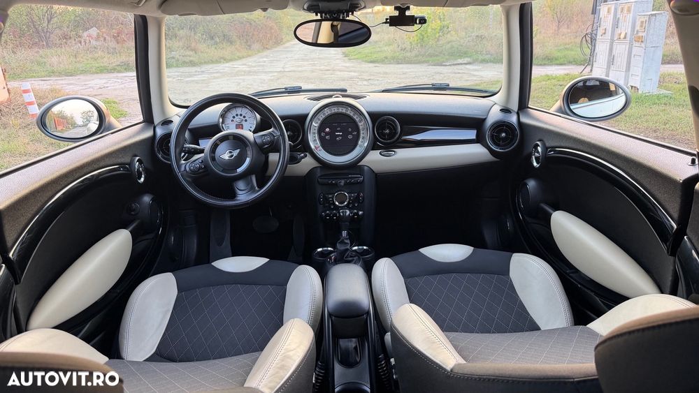 Mini Cooper D AT - 10