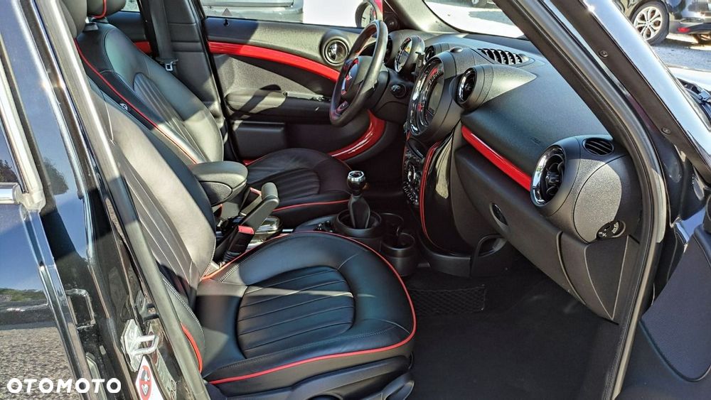 MINI John Cooper Works All4 - 22