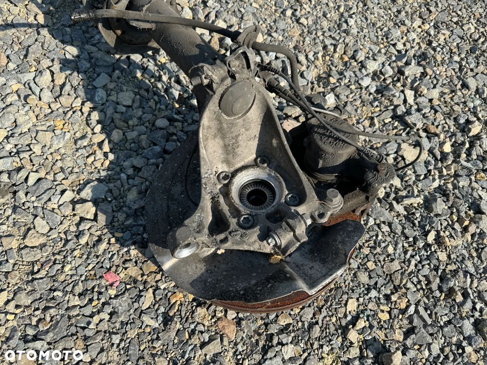 ZWROTNICA AMORTYZATOR LEWY MCPERSON BMW F45 F46 - 4