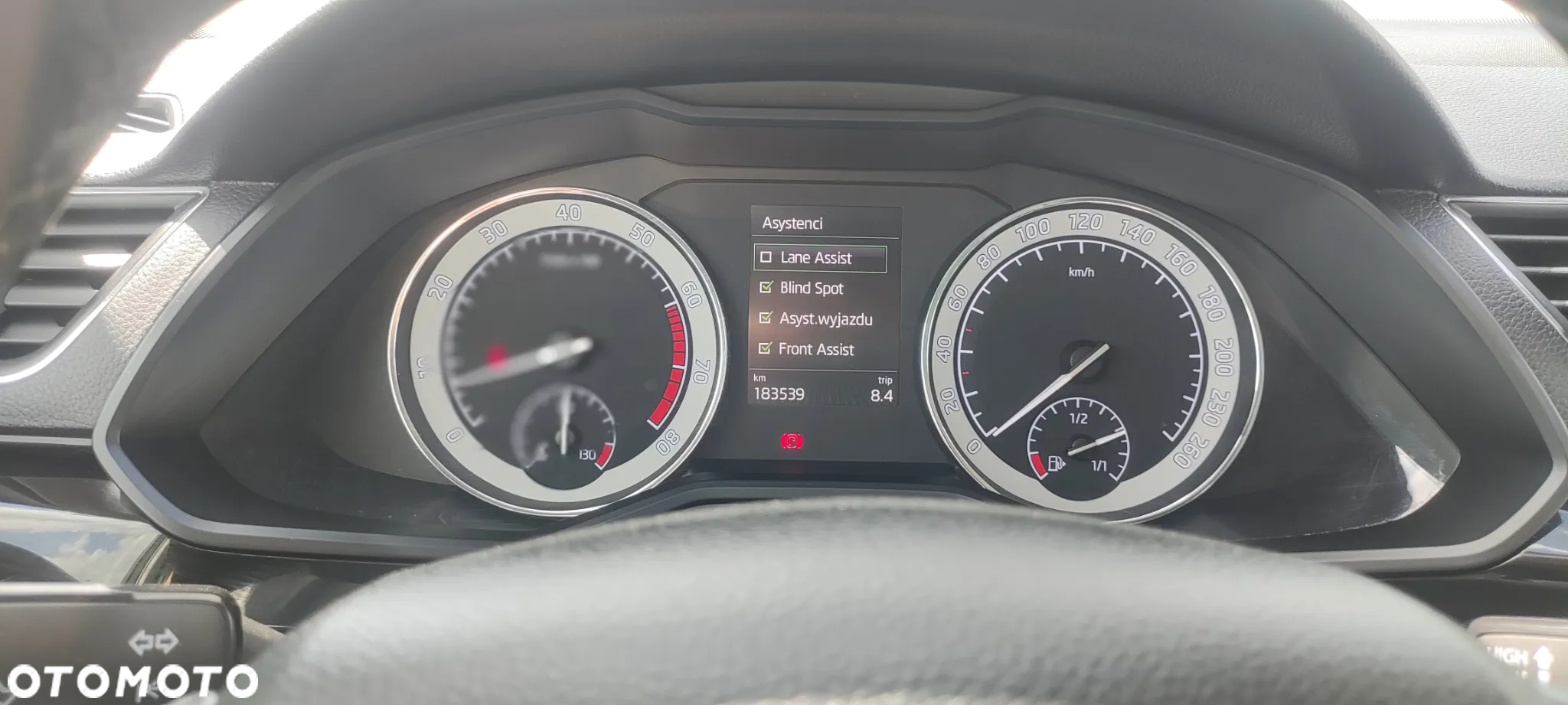 Skoda Superb 1.8 TSI L&K DSG - 7