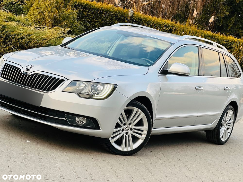 Skoda Superb 2.0 TDI DSG Exclusive - 22