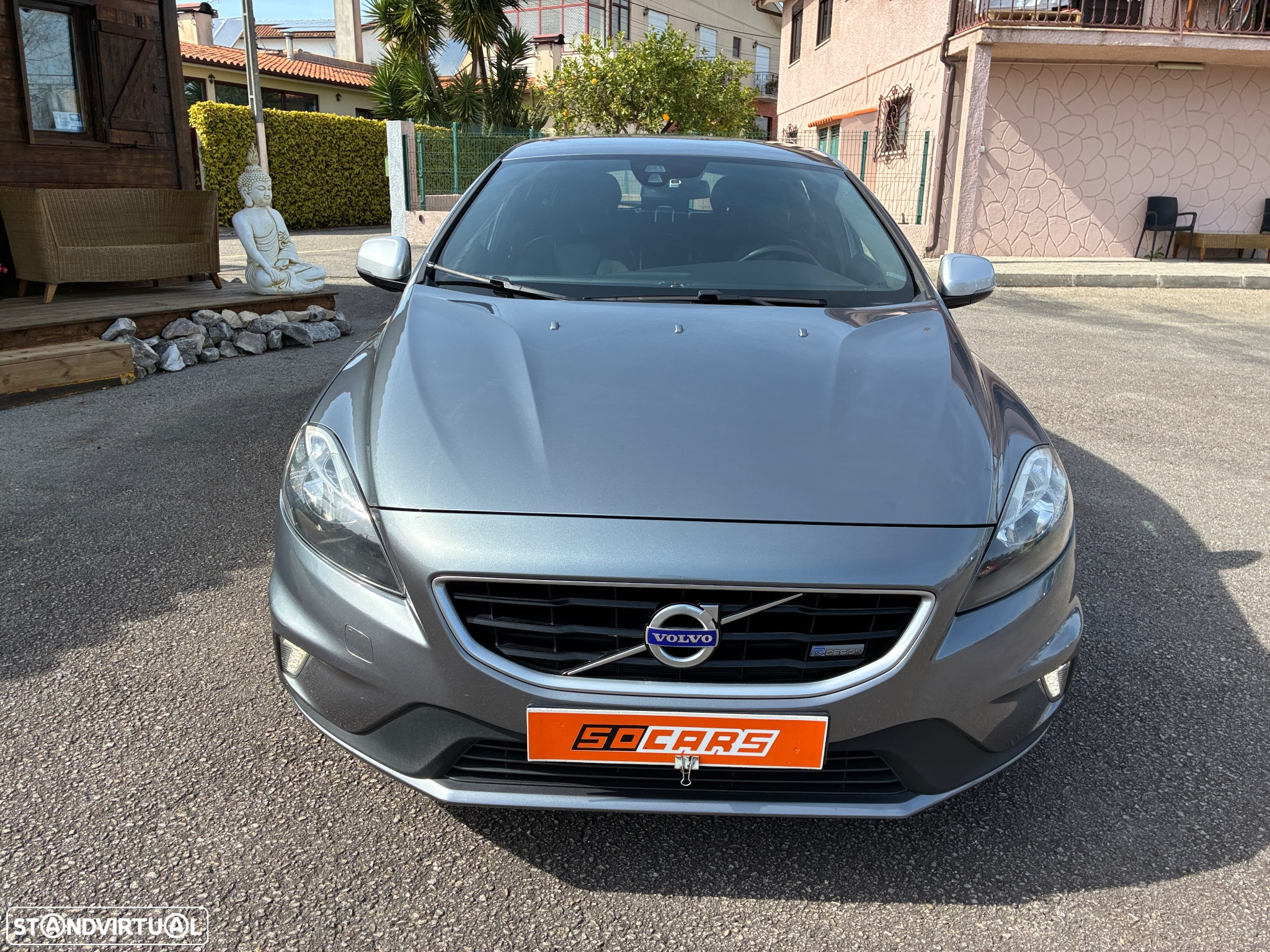 Volvo V40 1.6 D2 R-Design Momentum - 6