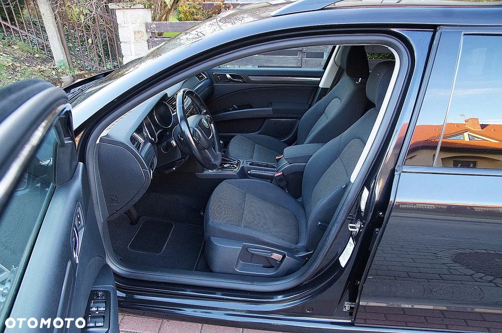 Skoda Superb 2.0 TDI Ambition DSG - 19