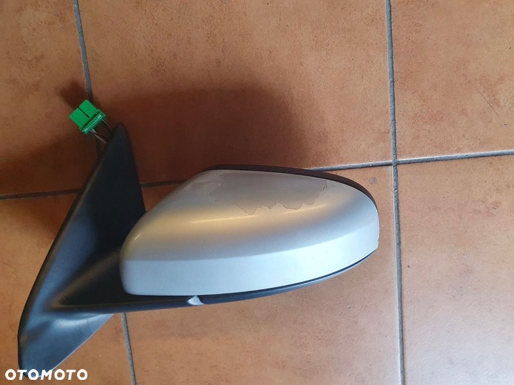 LUSTERKO LEWE VOLVO V70 04-07 7 PIN - 2