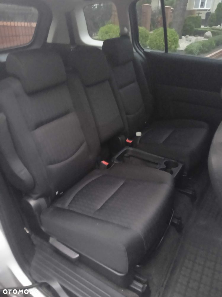 Mazda 5 - 5