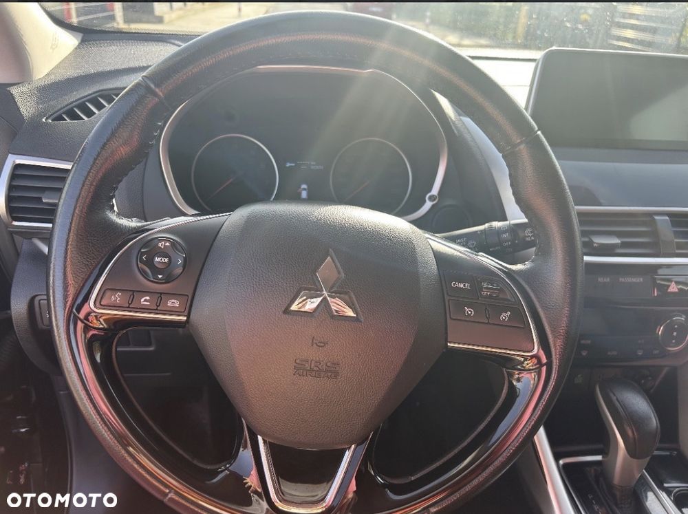 Mitsubishi Eclipse Cross - 5