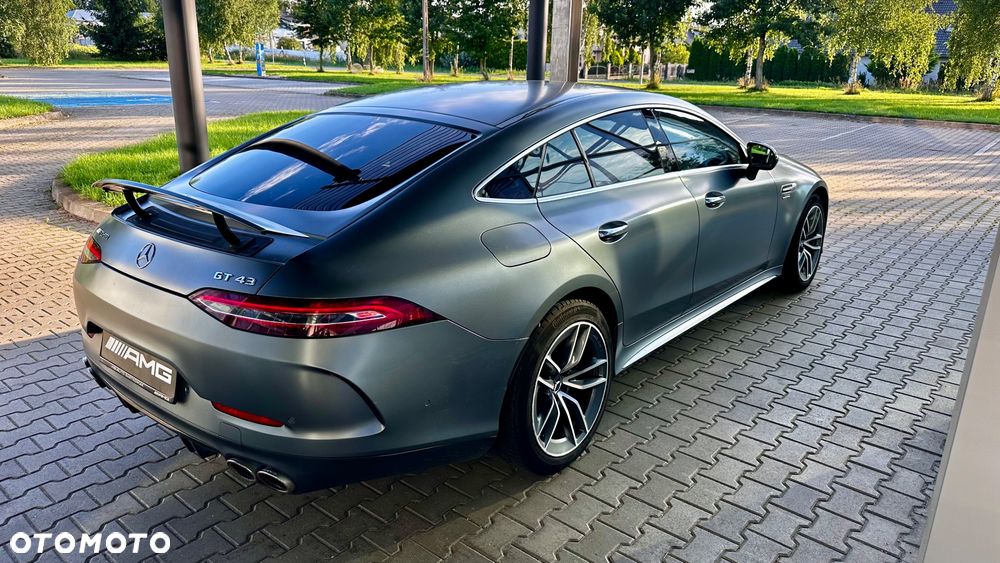 Mercedes-Benz AMG GT 43 4-Matic+ - 14