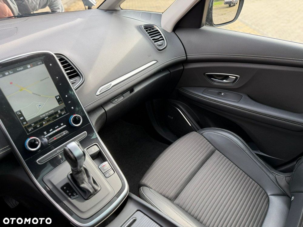 Renault Grand Scenic Gr 1.3 TCe FAP Intens EDC EU6d - 36