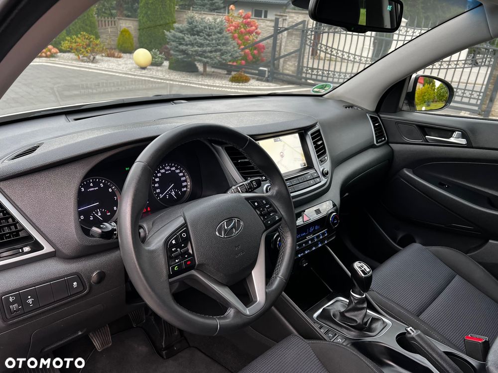 Hyundai Tucson blue 1.6 GDi 2WD Navi - 18