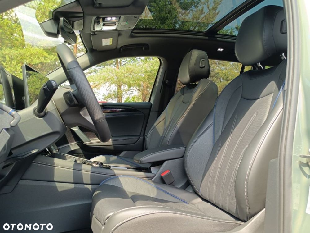 Volkswagen Tiguan - 5