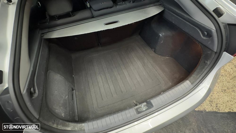 Hyundai Ioniq 1.6 GDI HEV Hybrid Tech - 40