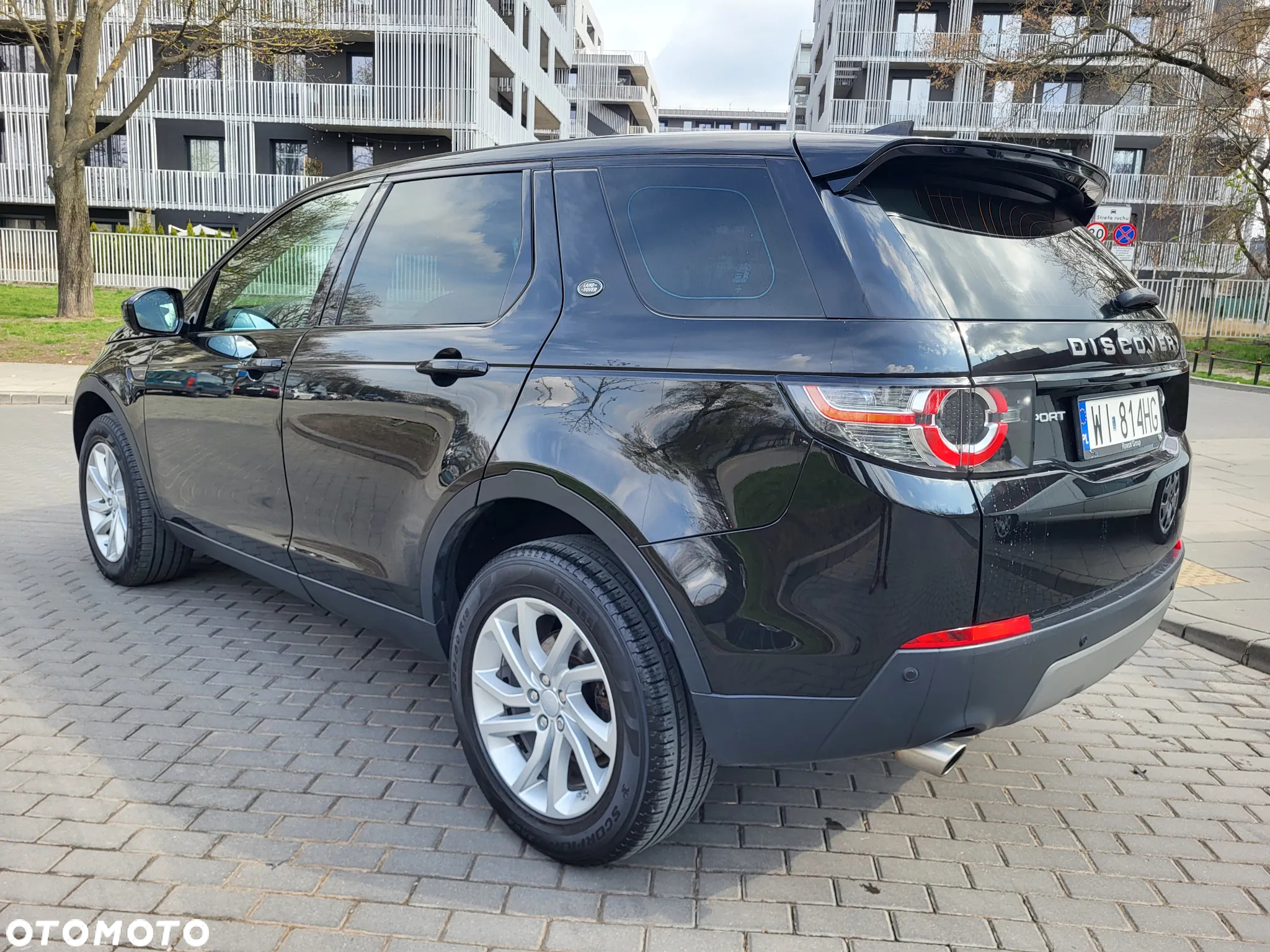 Land Rover Discovery Sport 2.0 TD4 HSE - 25