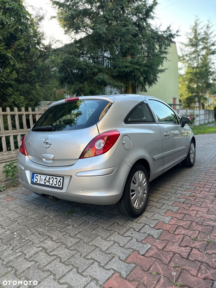 Opel Corsa 1.2 16V Sport - 4