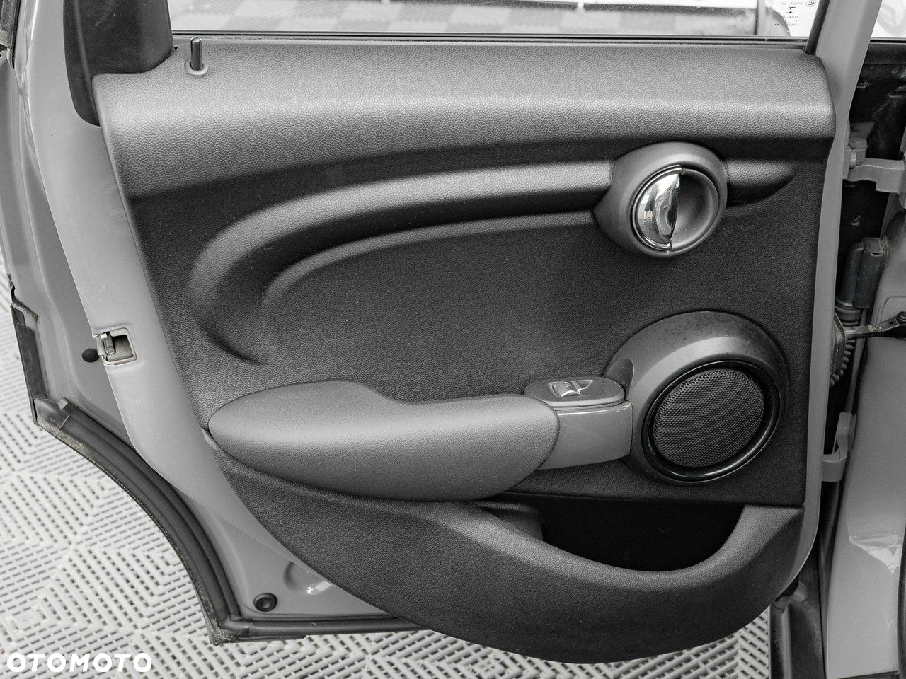 MINI Cooper - 24