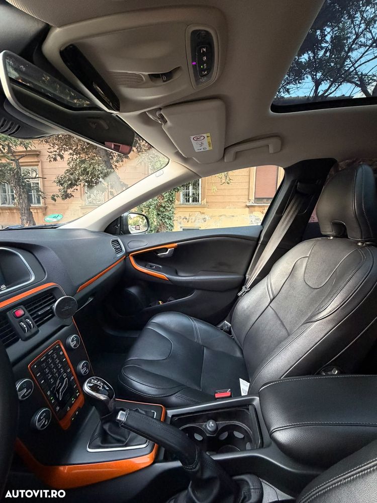 Volvo V40 D2 Aut. Inscription - 8