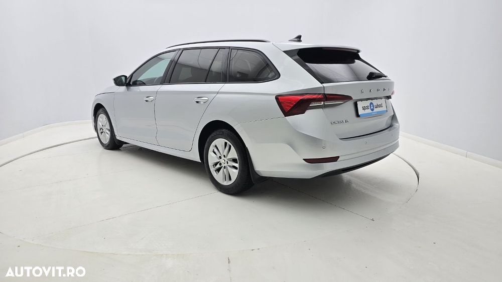 Skoda Octavia 2.0 TDI Ambition - 9