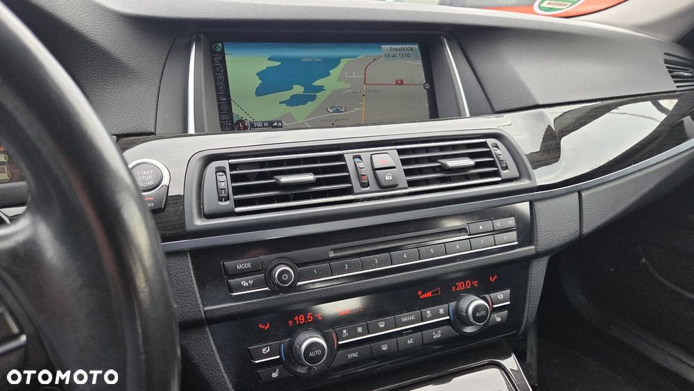 BMW Seria 5 520d xDrive Luxury Line - 18