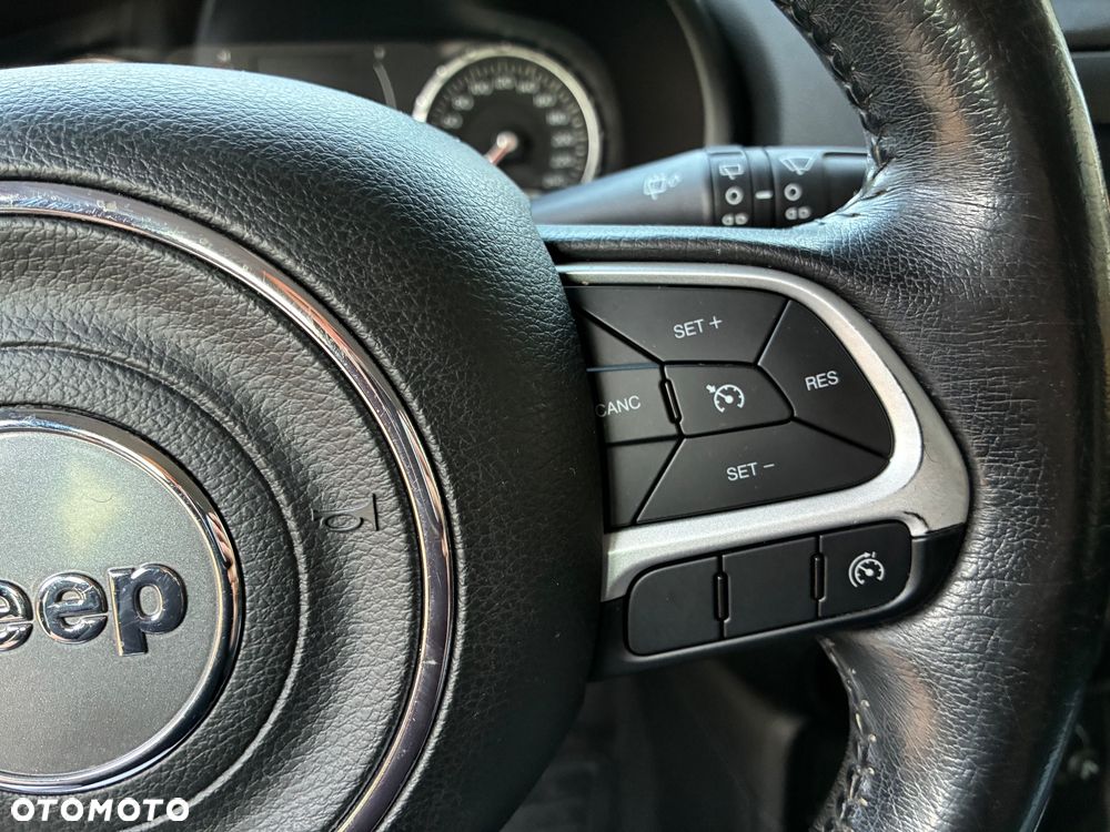 Jeep Renegade - 27