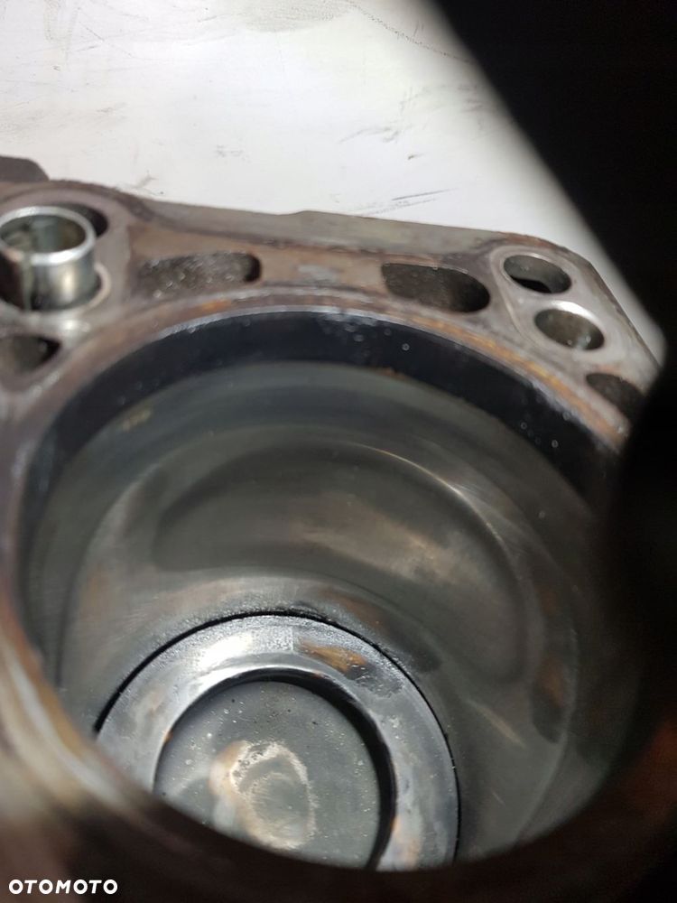 dół blok silnika 03l021ap vw transporter t5 2.0 tdi cfc - 10
