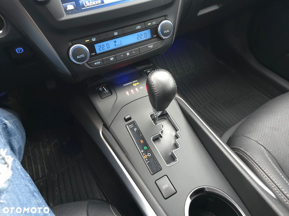 Toyota Avensis 2.0 Prestige MS - 28