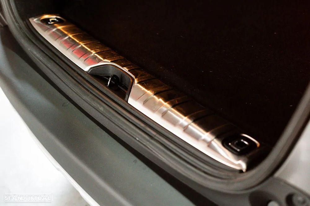 Peugeot 2008 1.2 PureTech Allure - 10