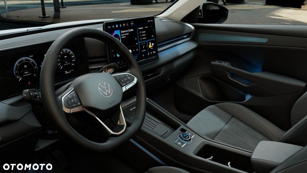Volkswagen T-Roc - 5