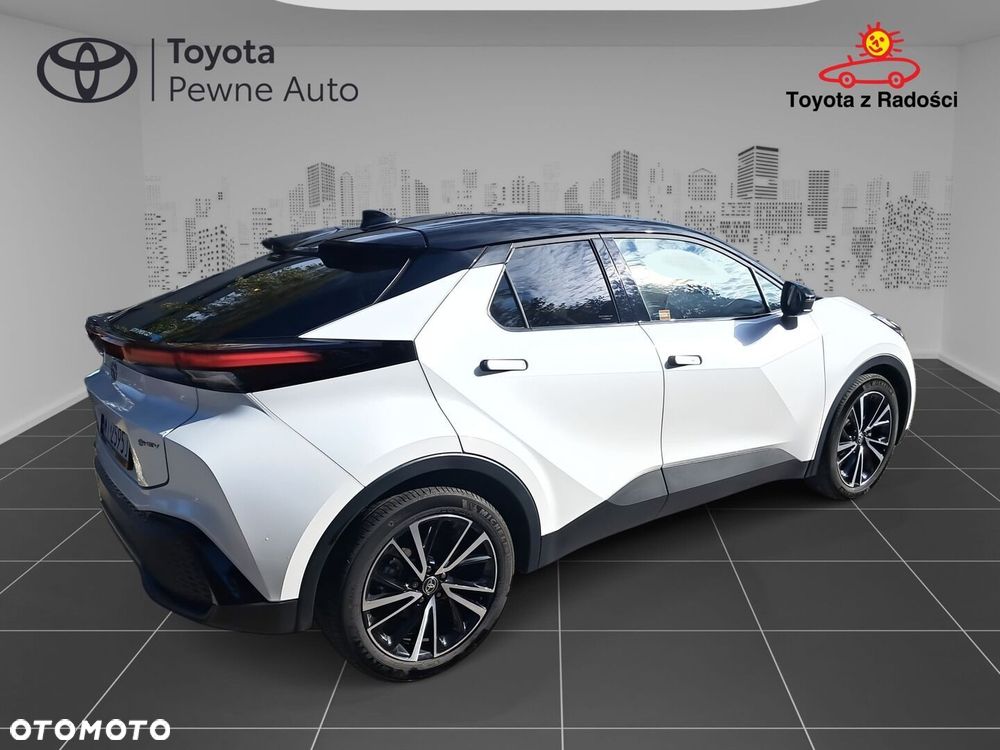 Toyota C-Hr 2025 photo 2