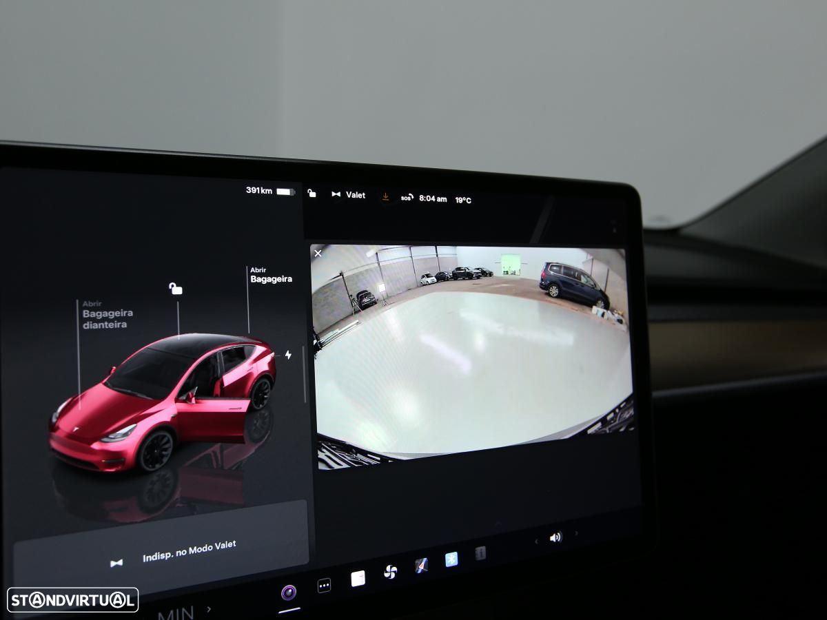Tesla Model Y Long Range Dual Motor AWD - 19