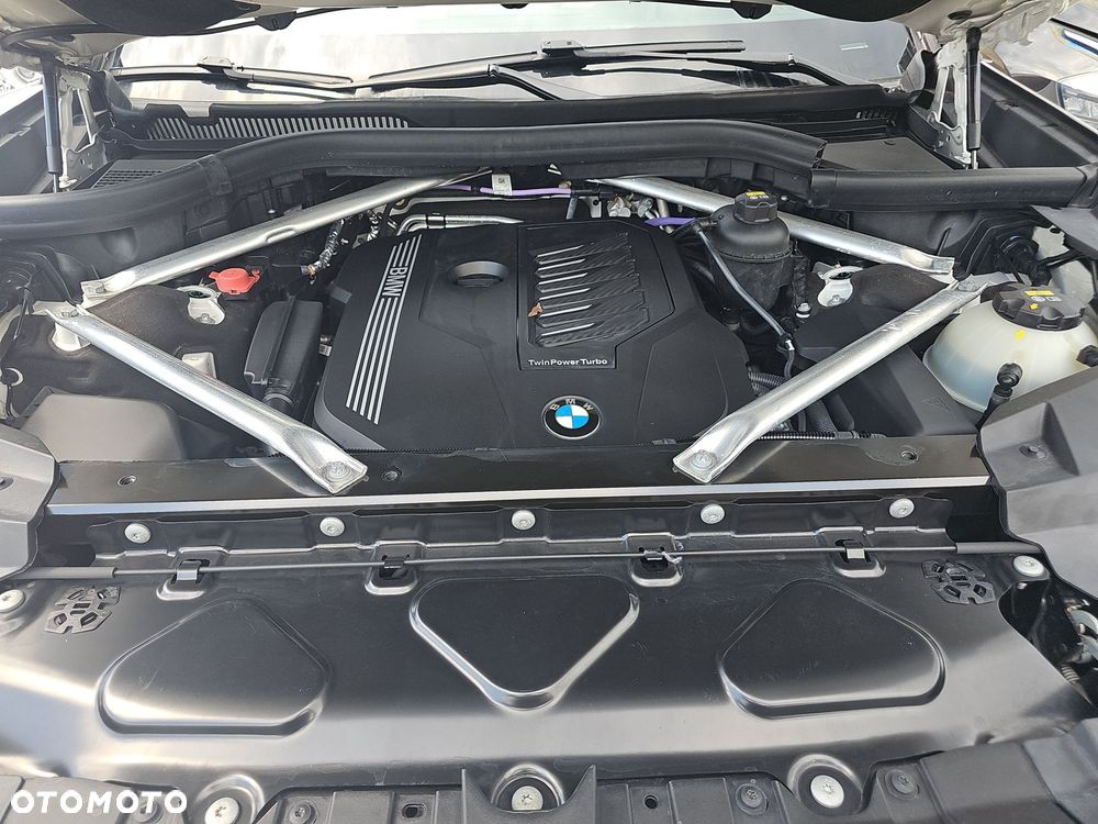 BMW X7 xDrive40i - 14