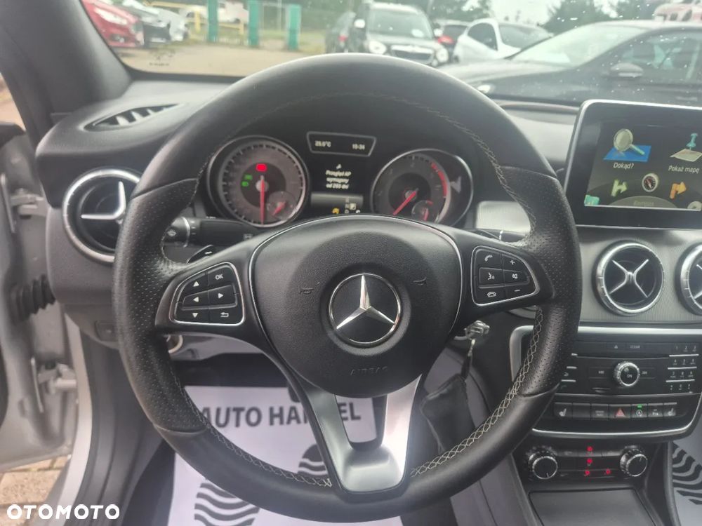 Mercedes-Benz CLA 180 (CDI) d 7G-DCT - 16