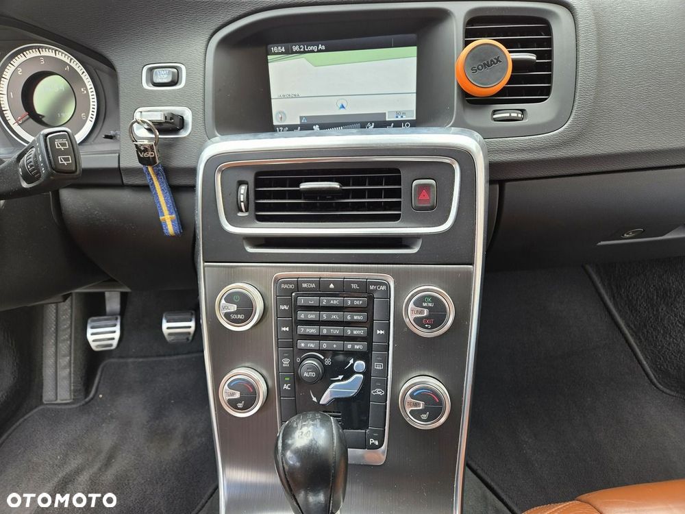Volvo V60 - 18